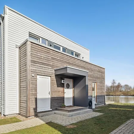 Haus Sorgenfrei Holiday home Tossens